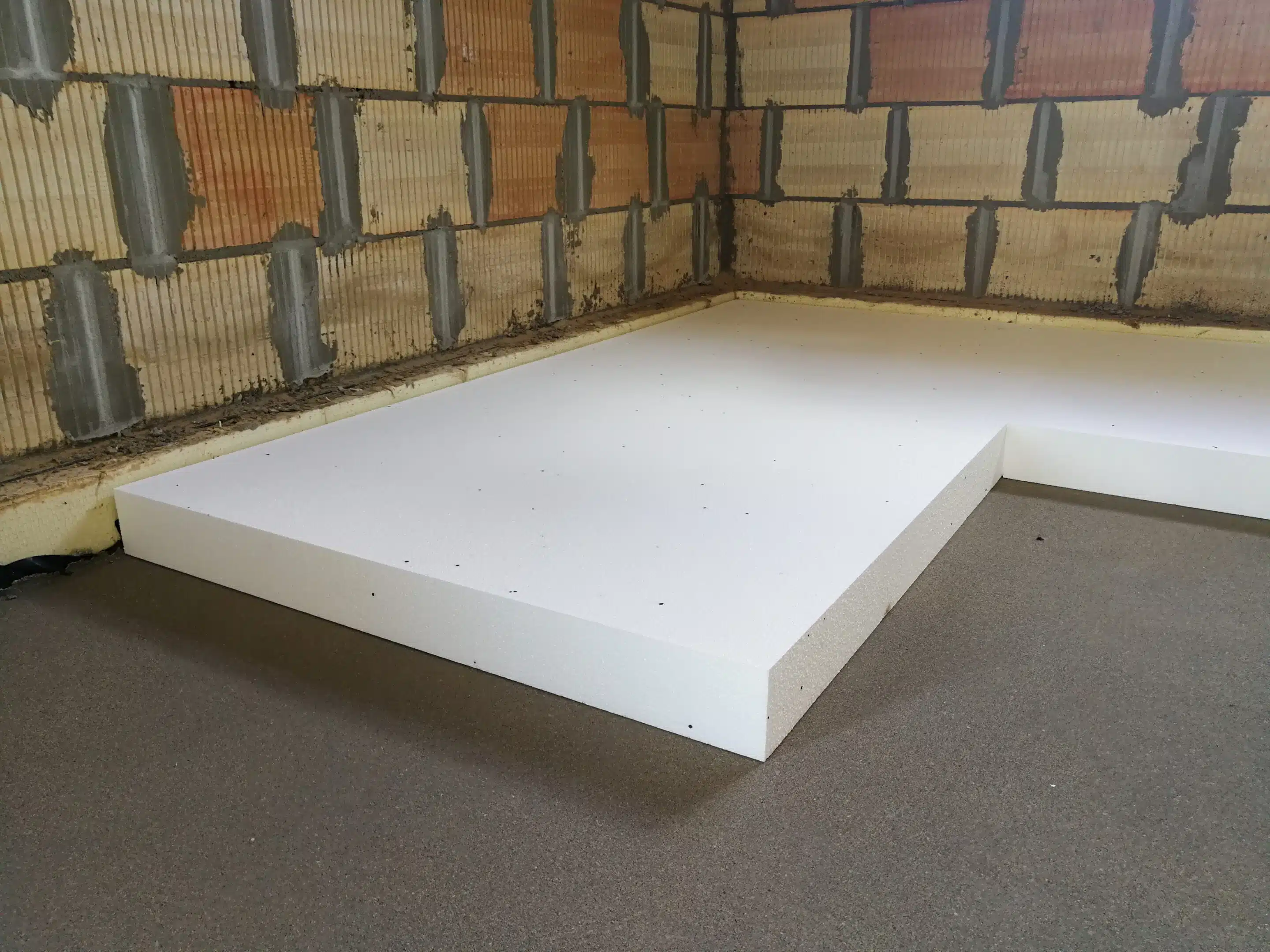Underfloor insulation sheets made from EPS foam
